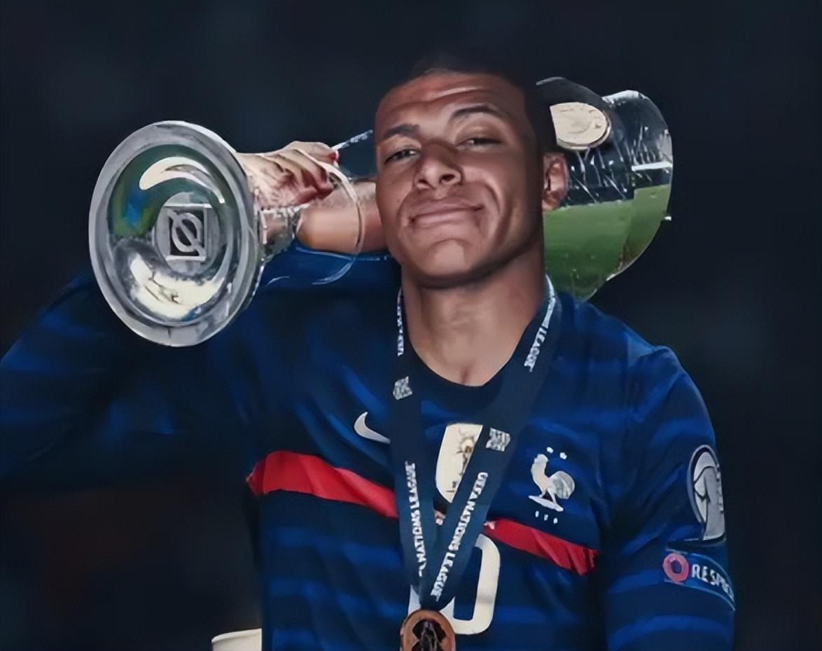 懂球帝2025赛季中超第30轮MVP：法比奥-阿布雷乌（懂球帝评出2025赛季中超第30轮MVP：法比奥-阿布雷乌）