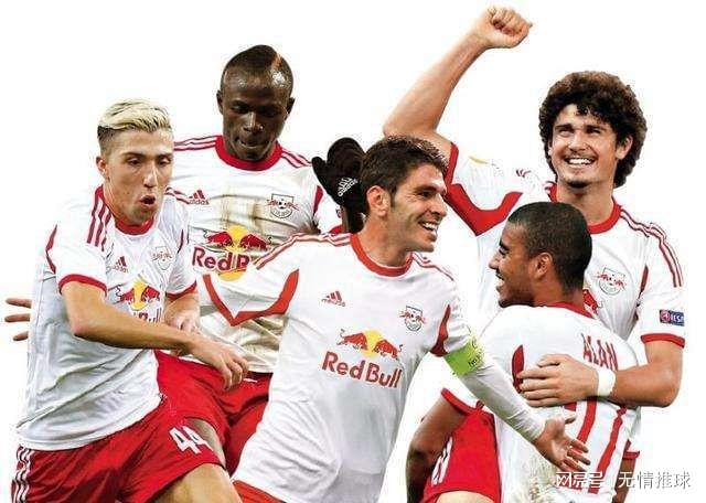 紧张与深夜会议……哈维·阿隆索的未来悬而未决（紧张升级与连夜磋商，哈维·阿隆索前途未卜）