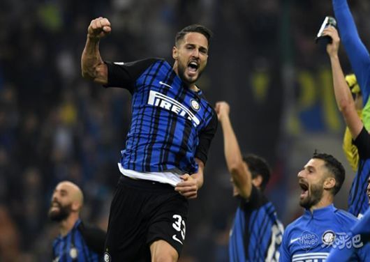 米体：泽林斯基本有望德比首发，但国家队赛后他出现身体问题（米体：泽林斯基有望在德比首发，但国家队赛后身体出现状况）