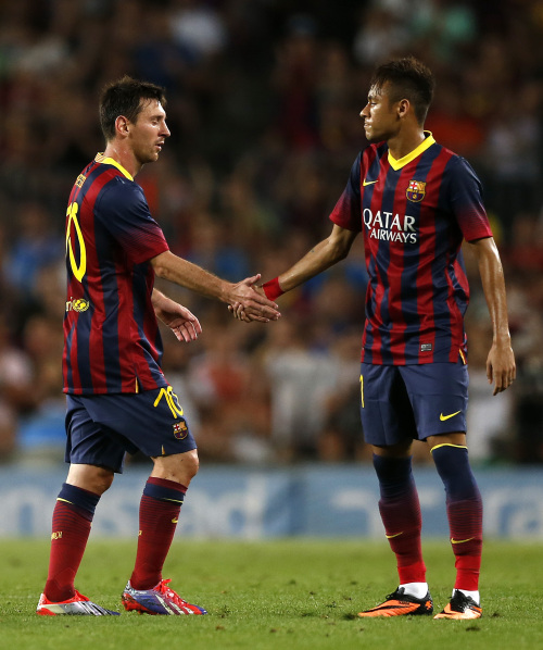 切利克：现在这支土耳其队非常有实力，我们渴望参加世界杯（切利克：如今土耳其队实力强劲，我们渴望踏上世界杯舞台）