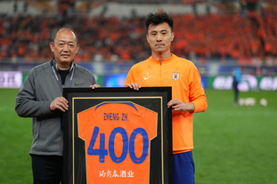 篮球勇士队内三分比赛，球星夺冠（勇士队内三分大赛，球星折桂）