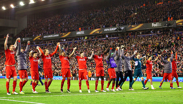 拜仁将创下德甲44轮连续领跑纪录，打破自己1973年创造的纪录（拜仁将以德甲连续44轮占据榜首，刷新1973年队史纪录）